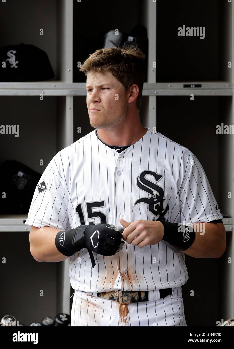 Chicago White Sox's Gordon Beckham reacts as he looks to the field