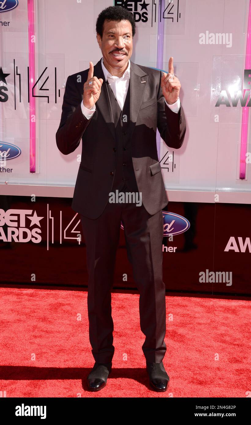 Lionel Richie arrives at the BET Awards at the Nokia Theatre on Sunday