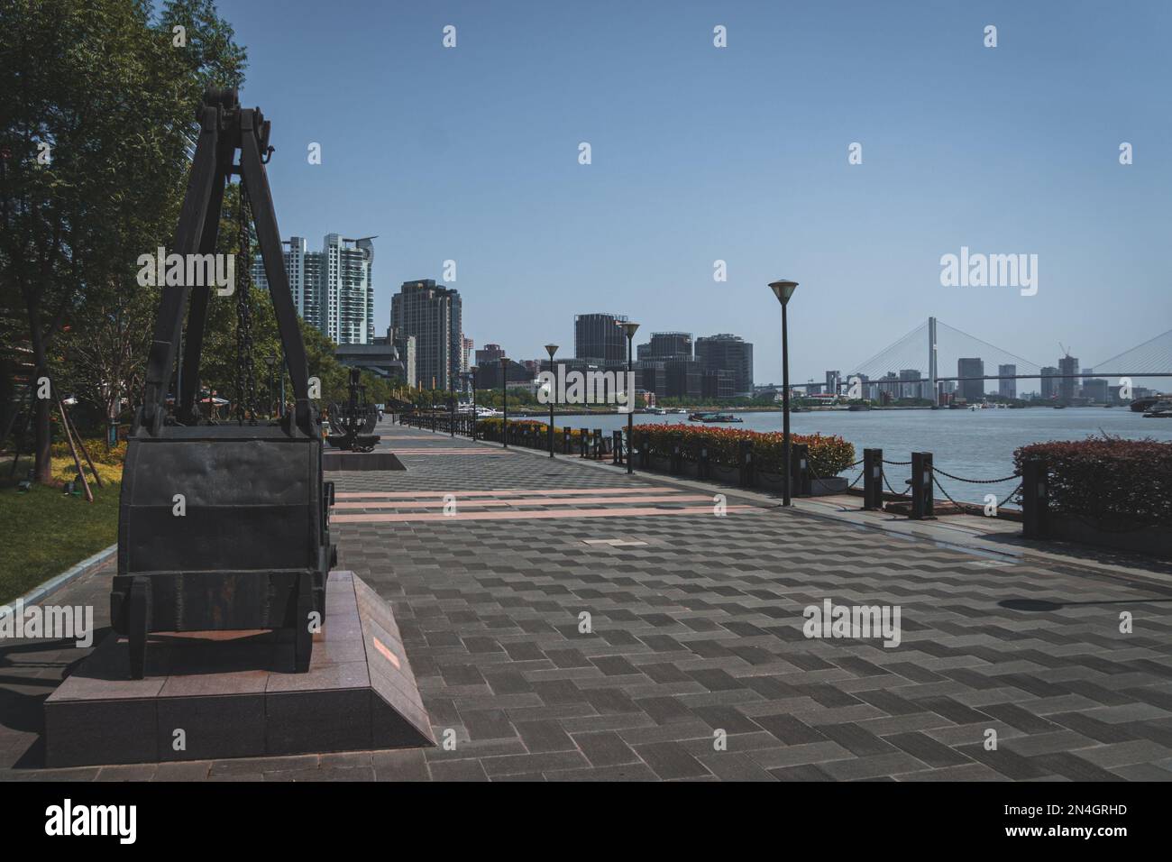 Walkway pudong shanghai china hi-res stock photography and images - Alamy