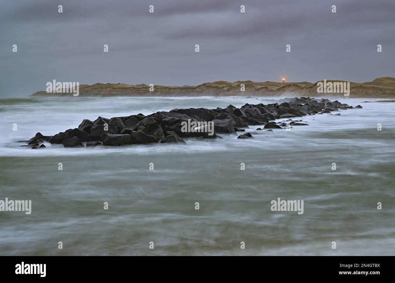 Agger, Denmark. 29th Jan, 2023. Waves of the North Sea on the west coast at the National Park Thy (shot with long exposure). The national park stretches from Agger Tange in the south to Hanstholm in the north. Credit: Patrick Pleul/dpa/Alamy Live News Stock Photo