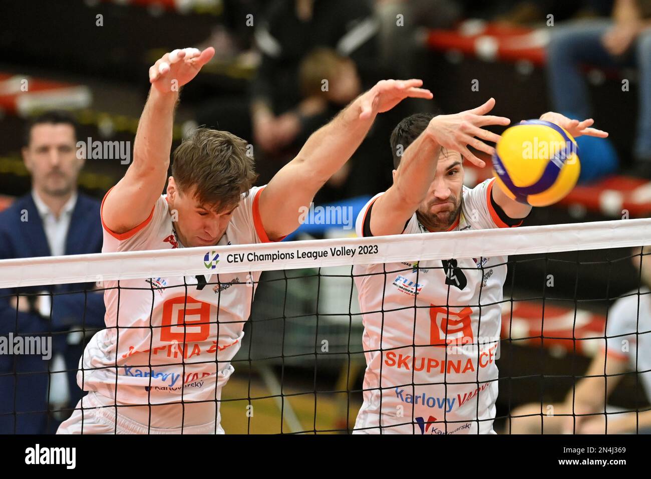 Karlovy Vary, Czech Republic. 08th Feb, 2023. From left James Weir, Lukasz Wiese of VK CEZ