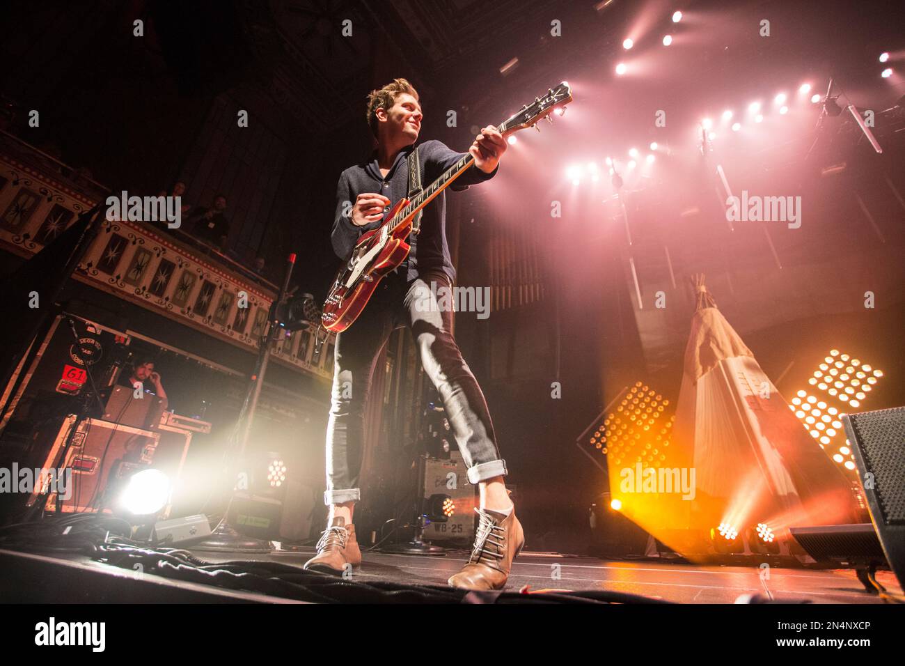 Bo Rinehart with NEEDTOBREATHE performing as part of the Rivers In The