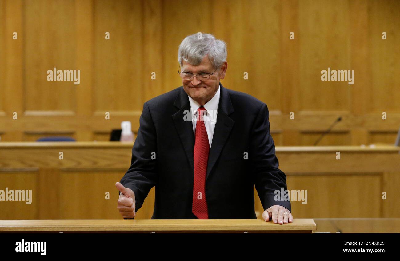 Panola County District Attorney Danny Buck Davidson gives a thumbs up  before a court hearing for Bernie Tiede in Carthage, Texas, Tuesday, May 6,  2014. Tiede, a former mortician whose killing of, image size:1300x849