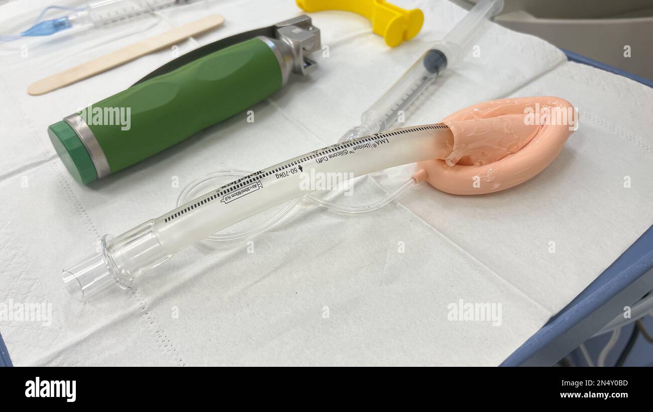 Hospital Anesthesia emergency airway intubation kit Stock Photo Alamy