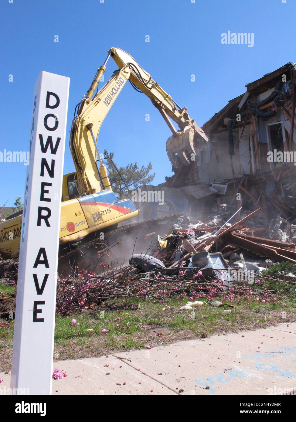A construction crew demolishes the Mantoloking N.J. municipal building