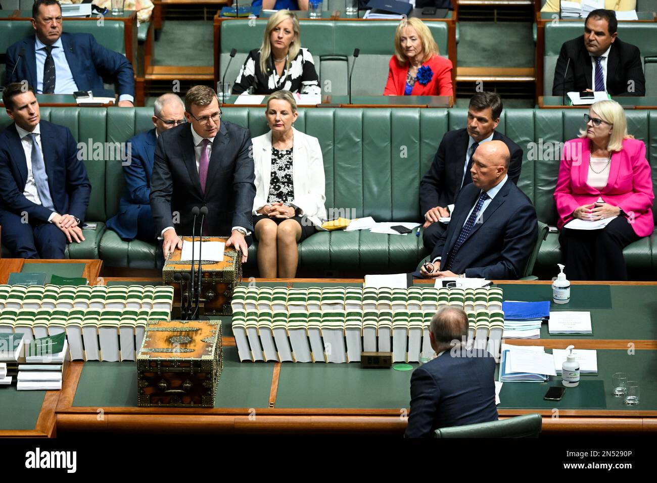 Shadow Education Minister Alan Tudge announces his resignation from ...