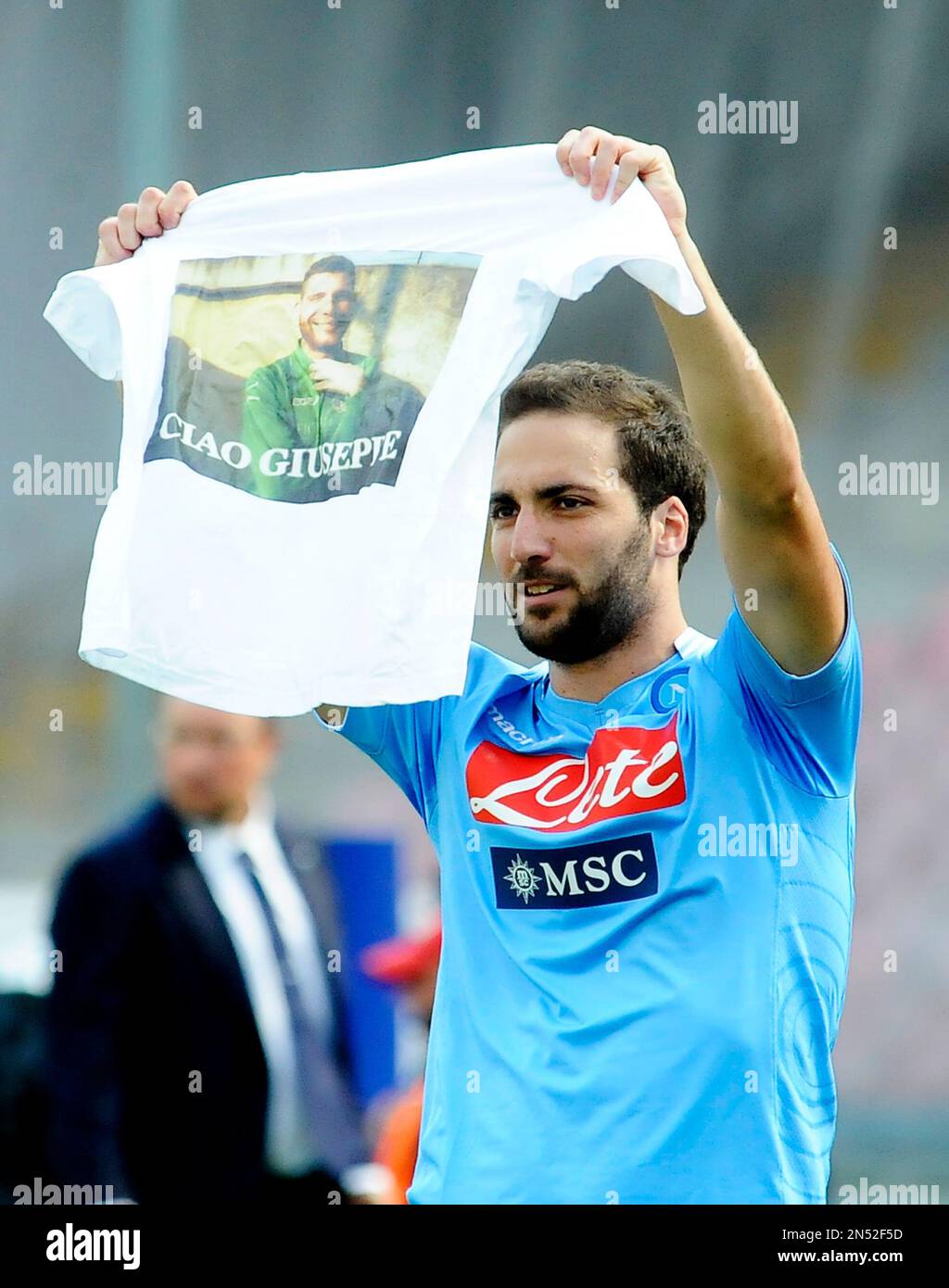 Gonzalo Higuan Napoli kit