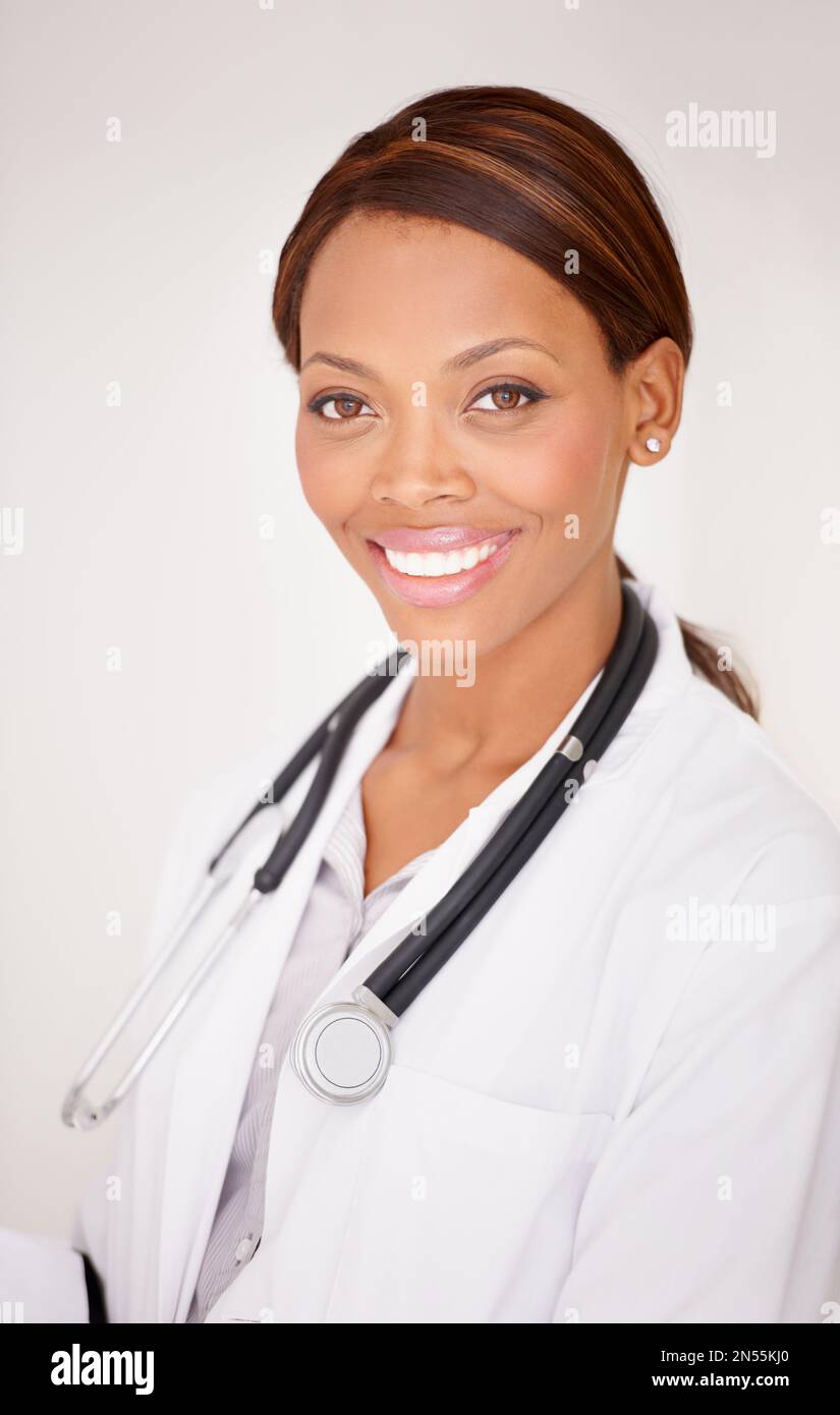 Black female doctor hi-res stock photography and images - Alamy