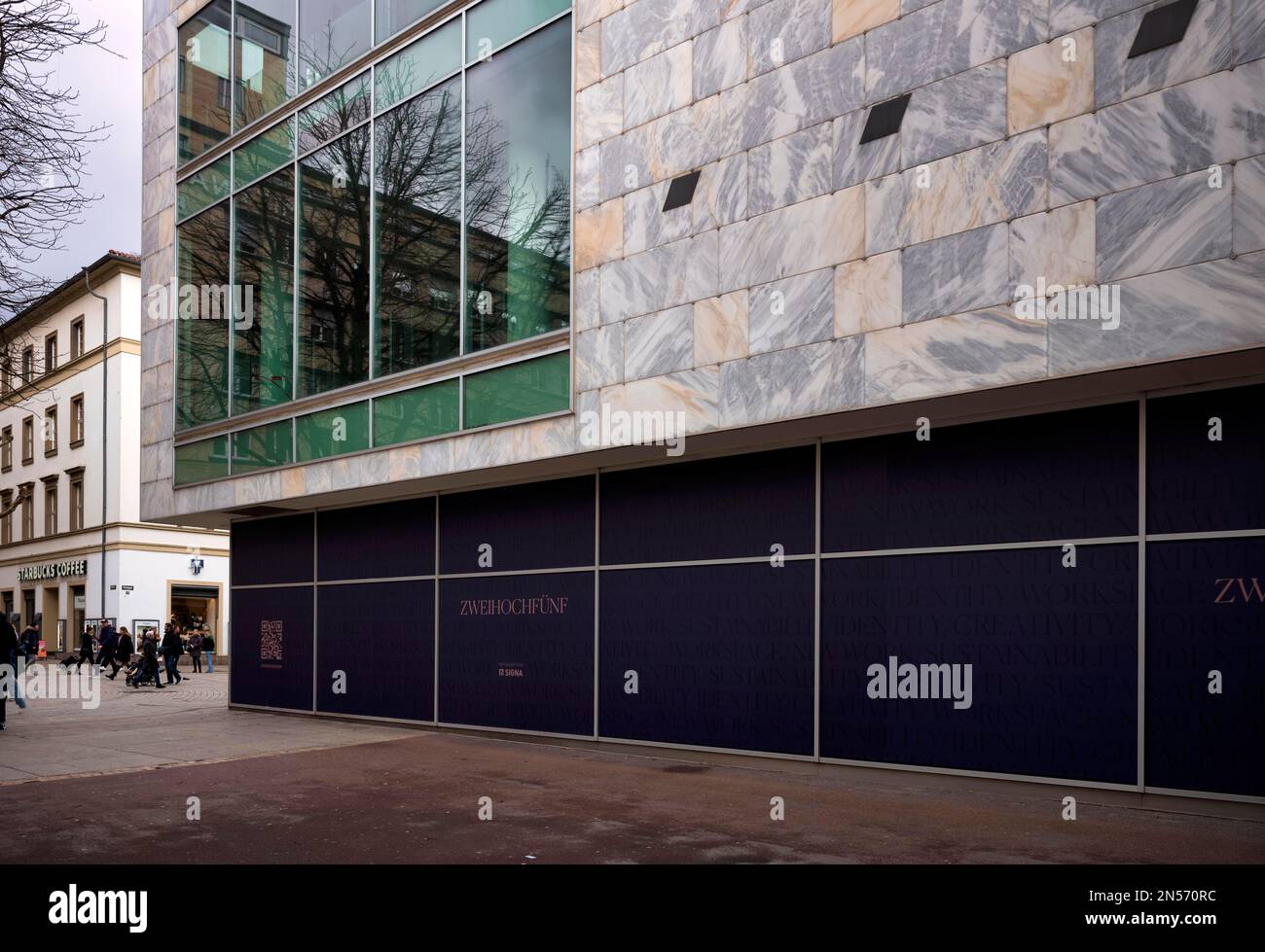 Controversial building project of the company Signa, ZWEIHOCHFUeNF, former Galeria Kaufhof, Koenigsstrasse, Schulstrasse, Stuttgart Stock Photo