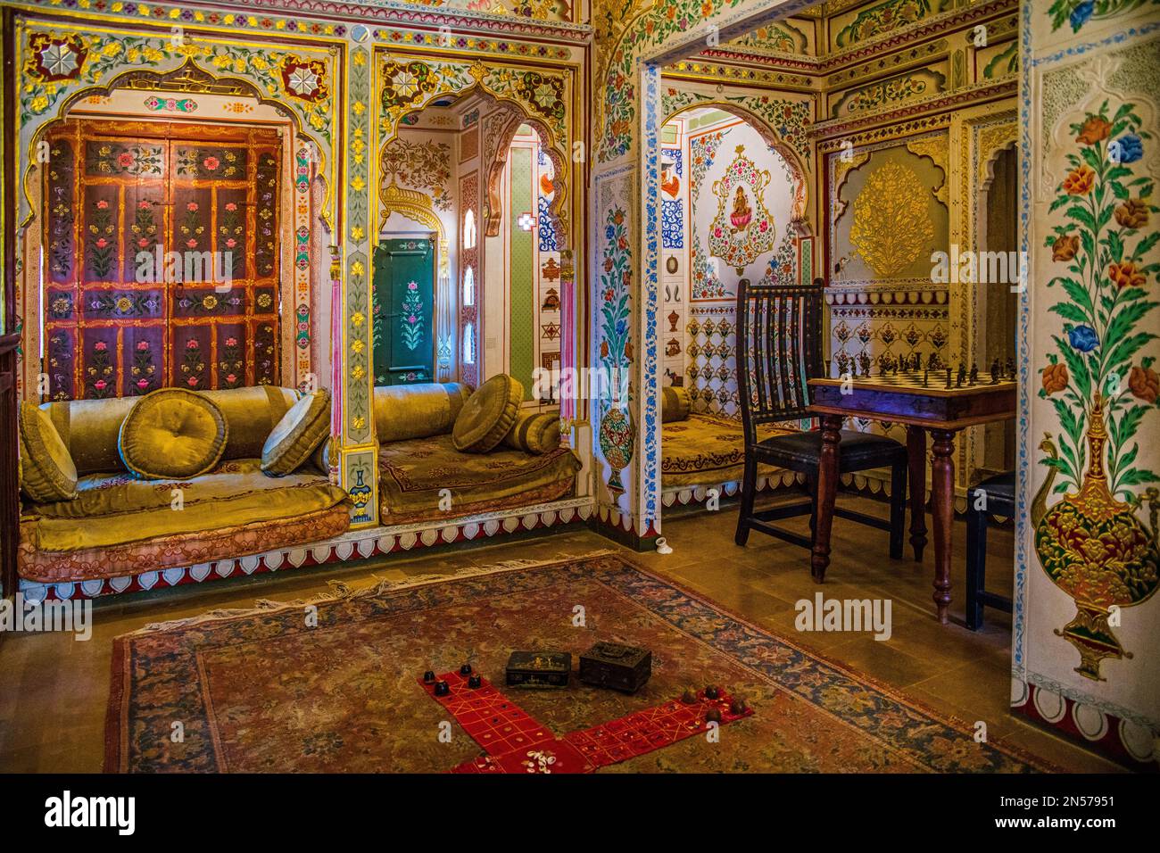Wall painting in the living quarters, Patwon-Ki-Haveli, Jaisalmer, an ...