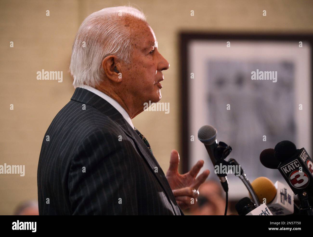 Former Louisiana Gov. Edwin Edwards speaks Monday, March 17, 2014 at the Baton  Rouge Press Club in Baton Rouge, La., announcing that he would join the  race to represent the state's Baton