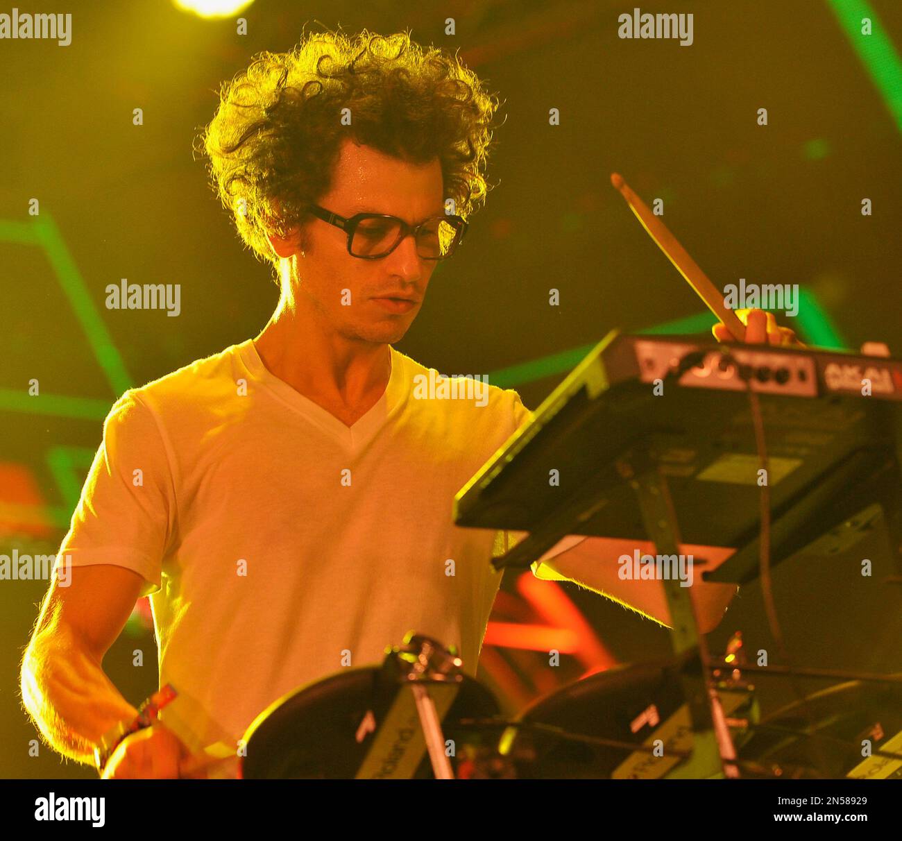 New York electronic music duo ASTR performs on the Doritos #BoldStage