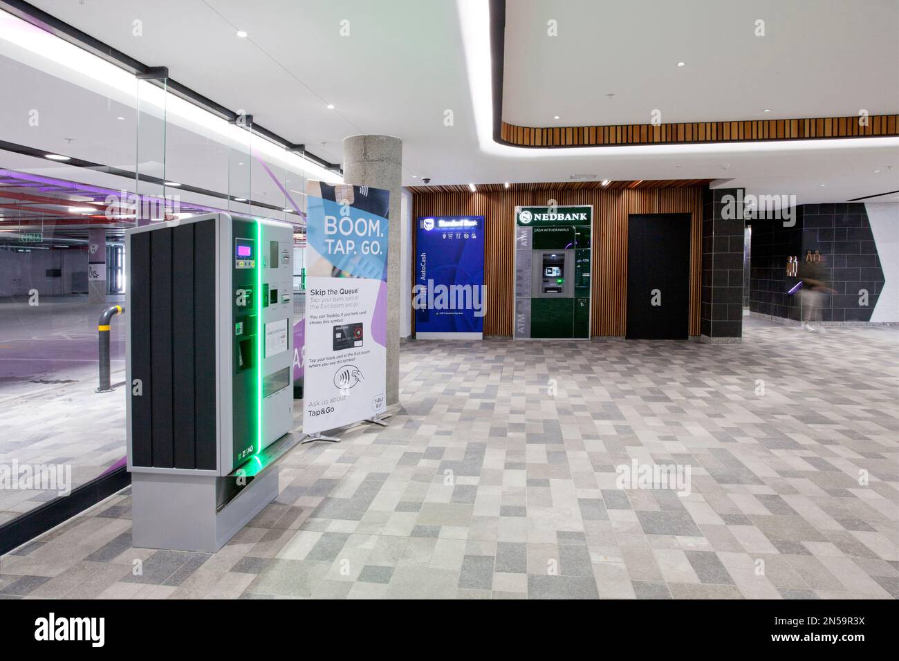 Table Bay Mall, Cape Town Stock Photo Alamy
