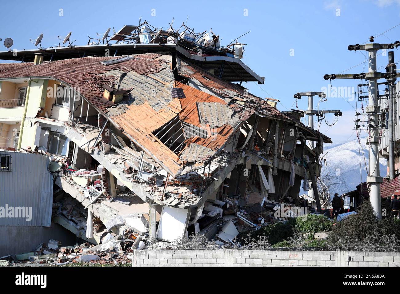 Largest earthquakes by death toll