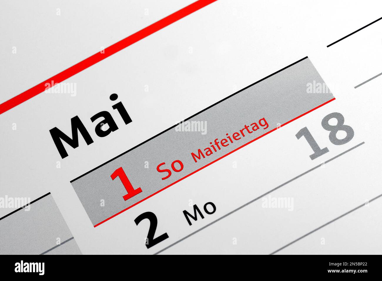 year calendar 2016 in German, Mai 1st Stock Photo - Alamy
