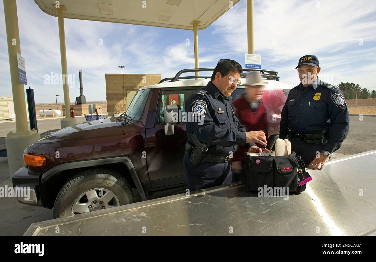 Fort hancock border crossing hires stock photography and images Alamy