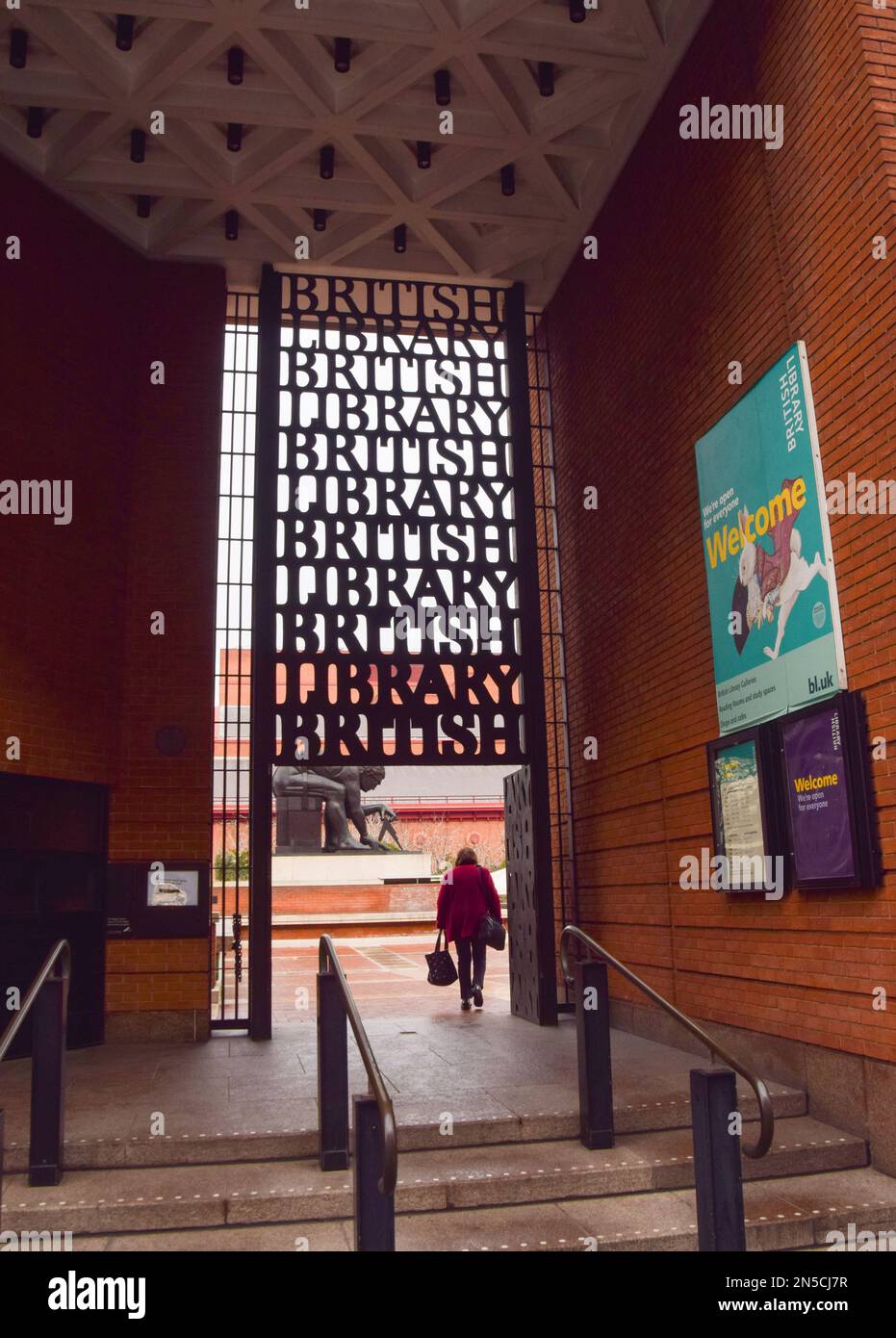London, UK. 9th February 2023. Exterior view of the British Library. A major new £500 million extension project has been approved, including galleries and event spaces, at the St Pancras site. Credit: Vuk Valcic/Alamy Live News Stock Photo