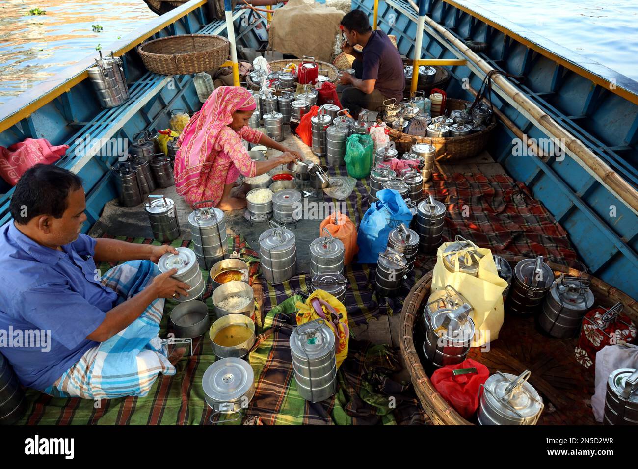 Dhaka, Dhaka, Bangladesh. 9th Feb, 2023. Dabbawalas (Meal delivery