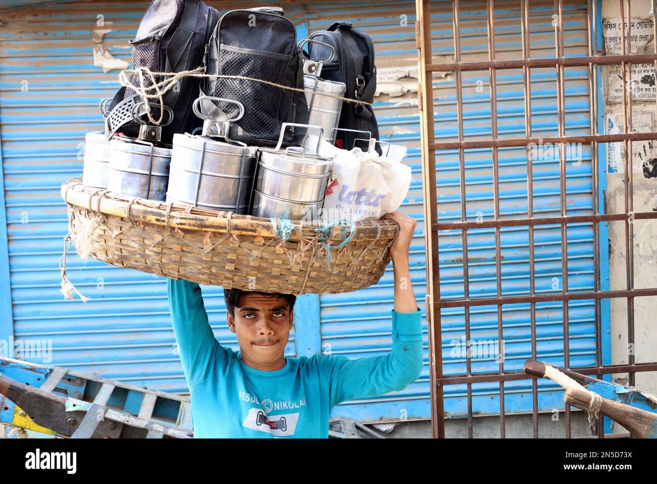 Dhaka, Dhaka, Bangladesh. 9th Feb, 2023. Dabbawalas (Meal delivery
