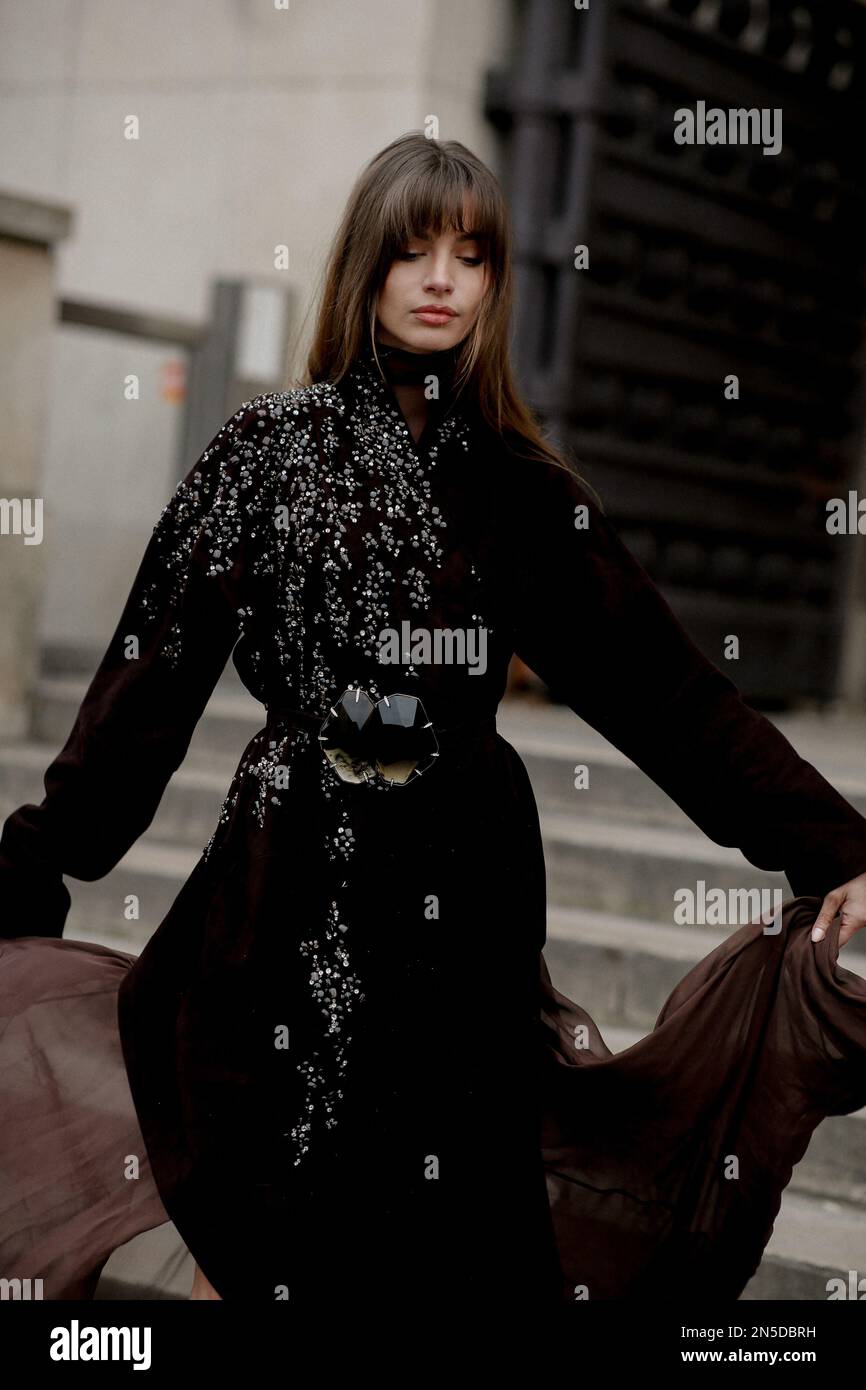 Street style, Mara Lafontan arriving at Stephane Rolland Spring Summer