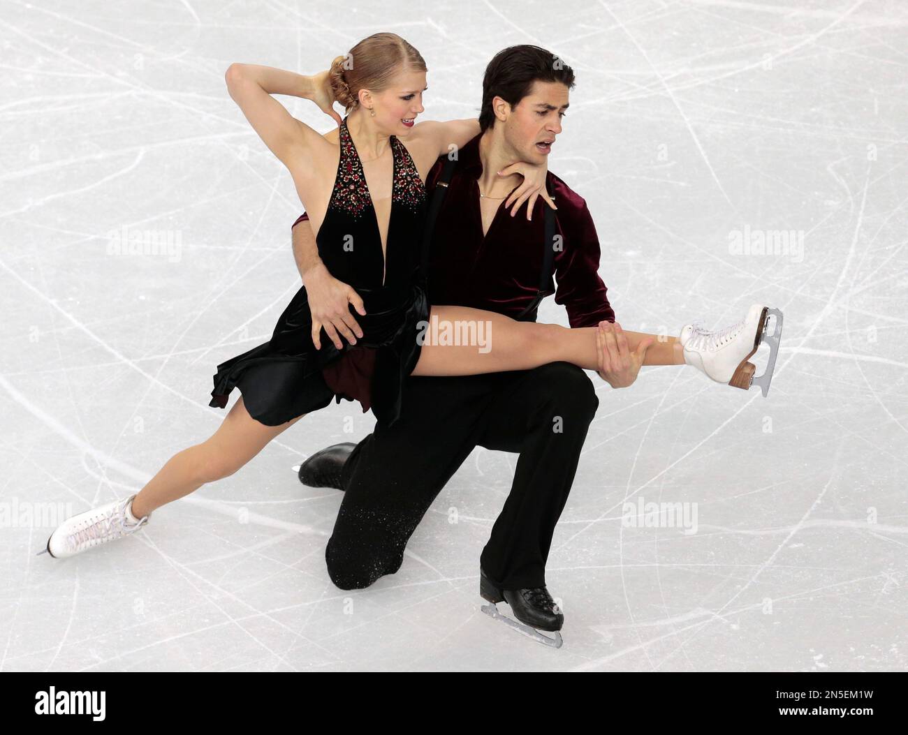 Kaitlyn Weaver and Andrew Poje of Canada compete in the ice dance free