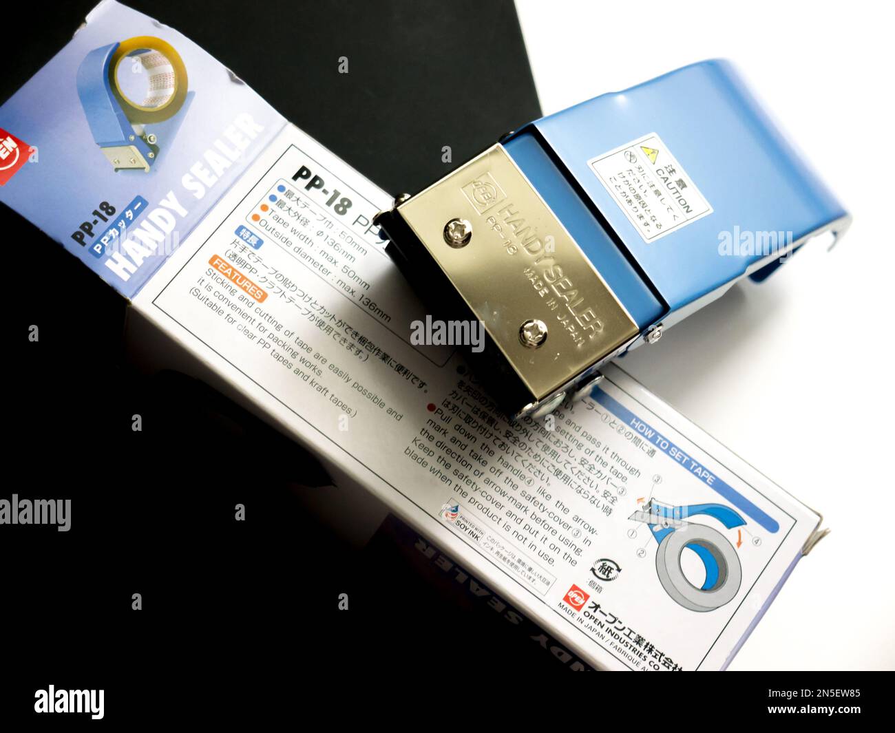 Handy sealer hires stock photography and images Alamy