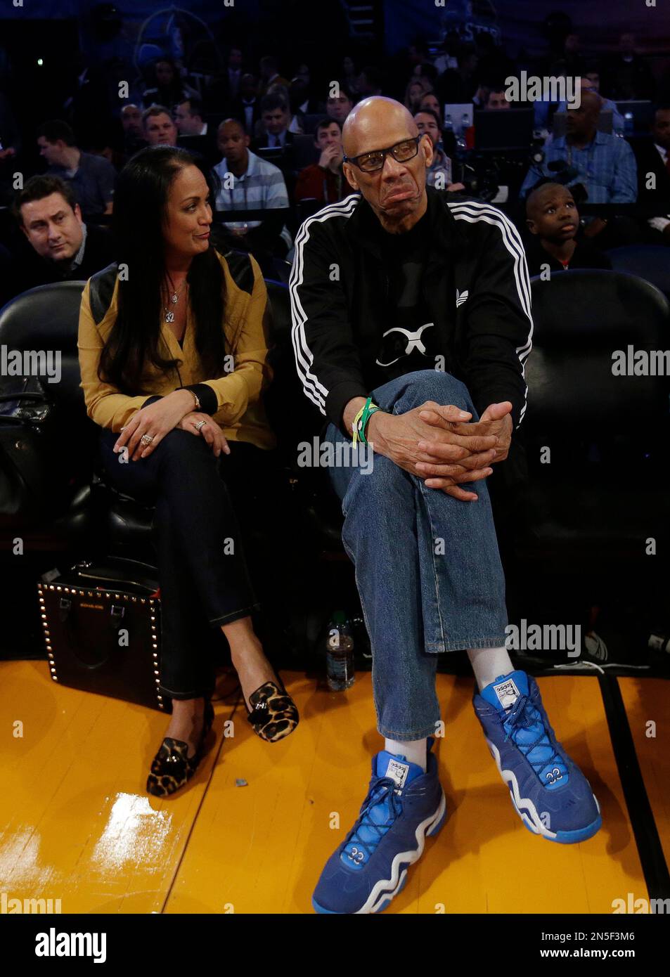 Former NBA Player Kareem Abdul-Jabbar Watches Play During The Skills ...