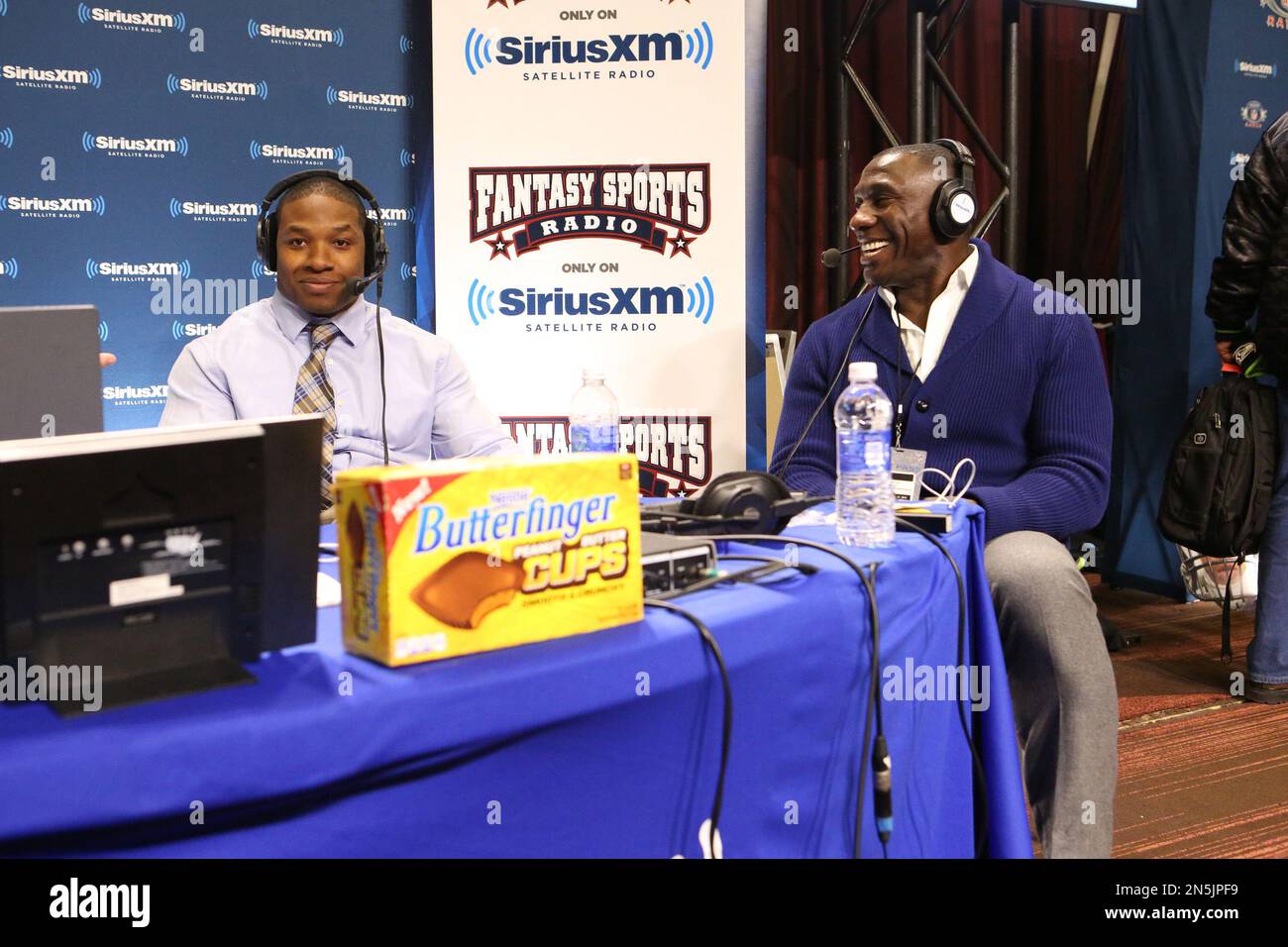 IMAGE DISTRIBUTED FOR BUTTERFINGER PEANUT BUTTER CUPS Football legend