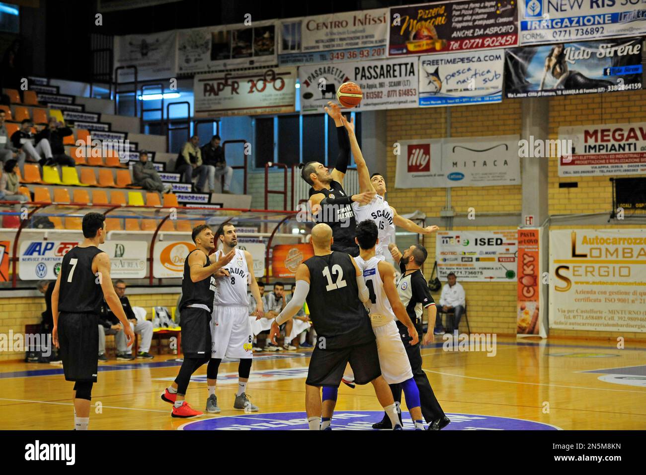 Basketball game - Italy Stock Photo - Alamy