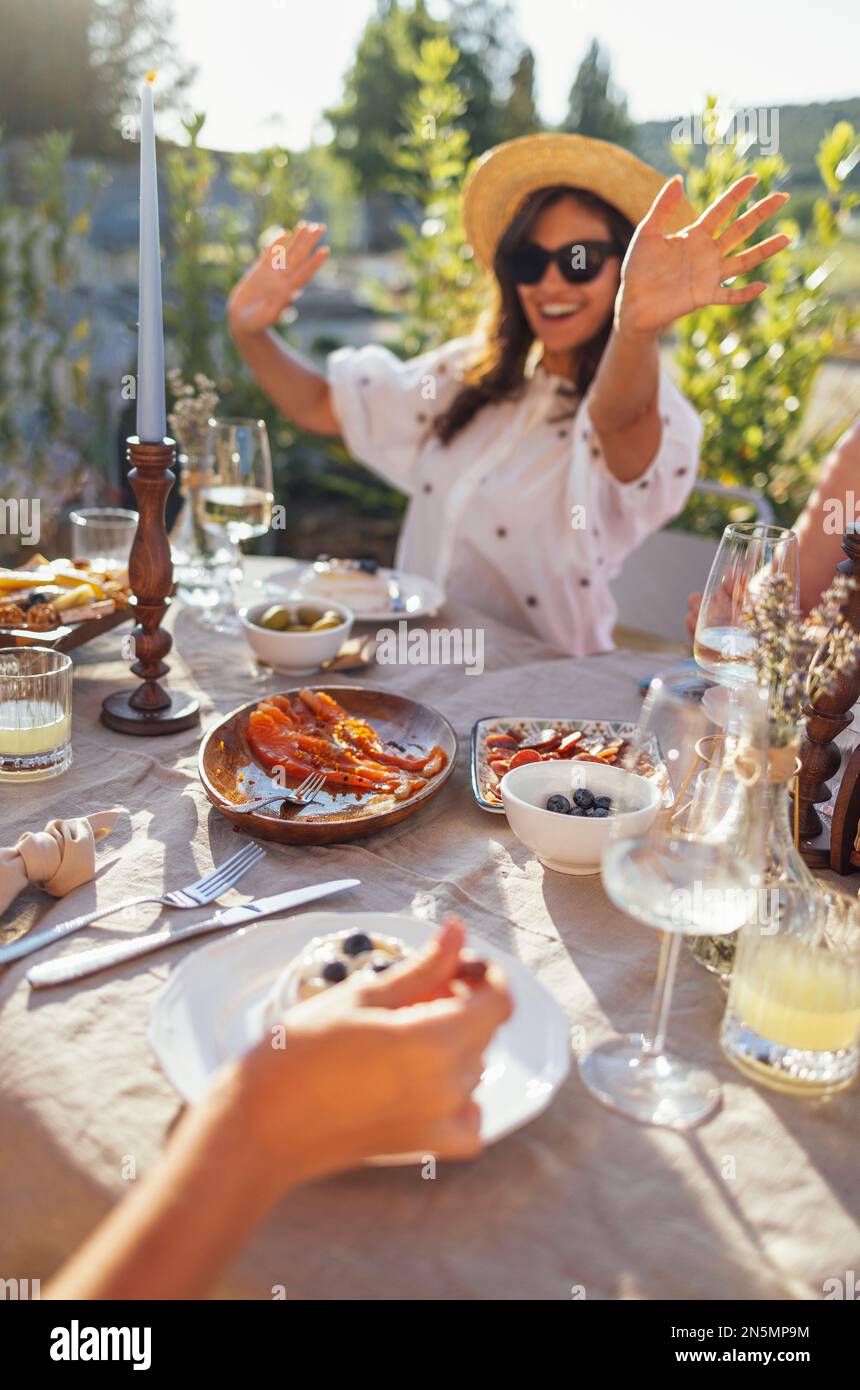 Anna cafe hires stock photography and images Alamy