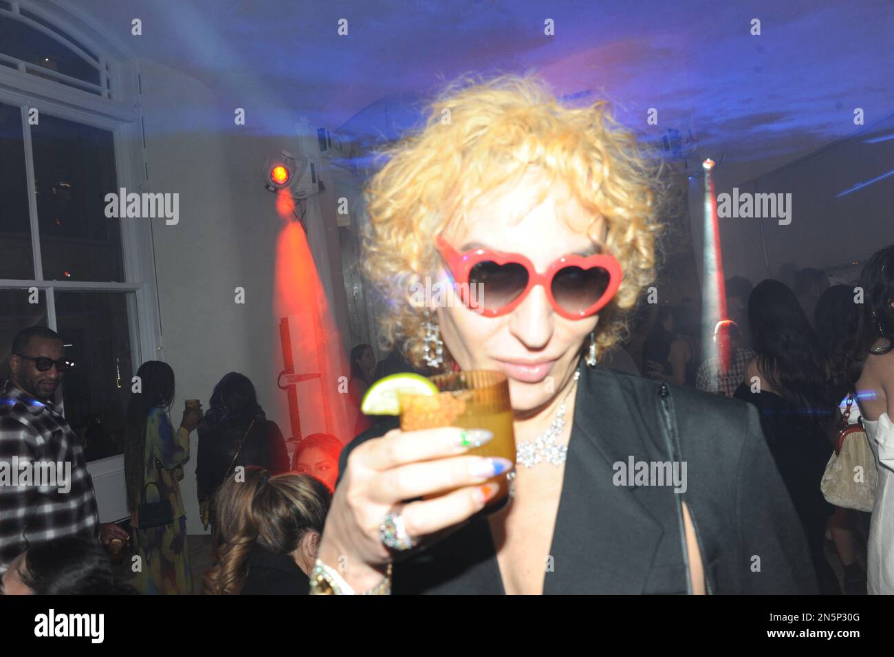 Fashion week nyc 2023 hi-res stock photography and images - Alamy