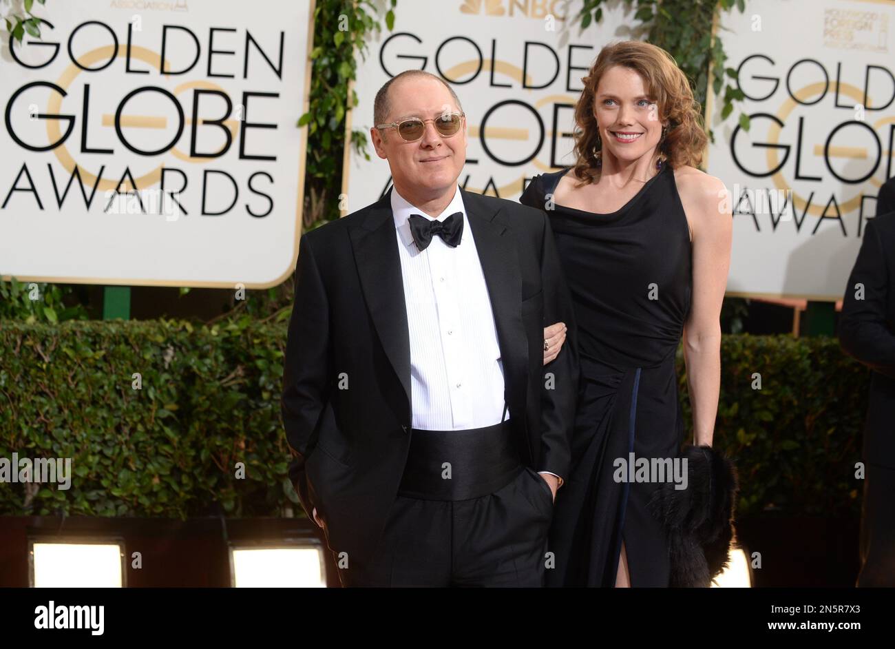 From left, James Spader and Leslie Stefanson arrive at the 71st annual  Golden Globe Awards at the Beverly Hilton Hotel on Sunday, Jan. 12, 2014,  in Beverly Hills, Calif. (Photo by Jordan, image size:1300x942