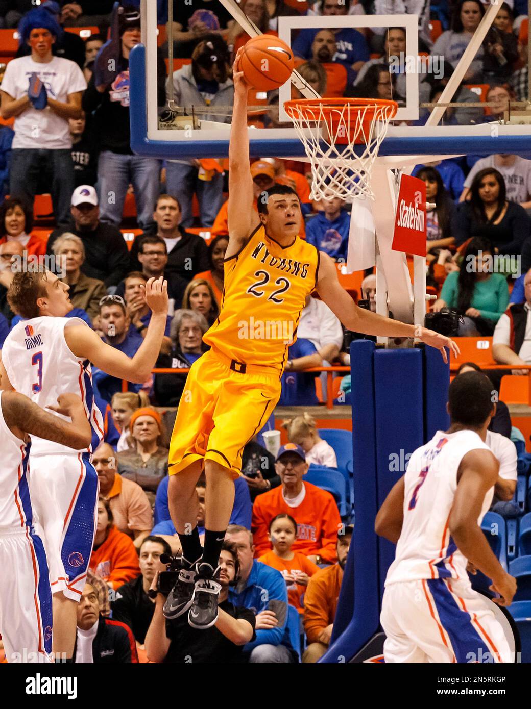 larry nance jr dunk