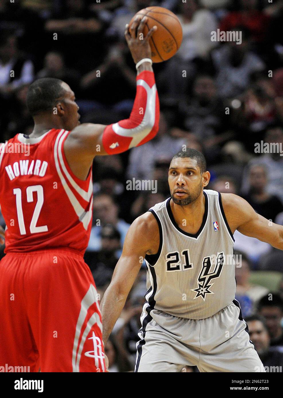 Breathtaking Dwight Howard Recalls Trying Tim Duncan’s Bank Shot Against Him Photo for Your Screen Breathtaking Dwight Howard Recalls Trying Tim Duncan’s Bank Shot Against Him Photo for Your Screen