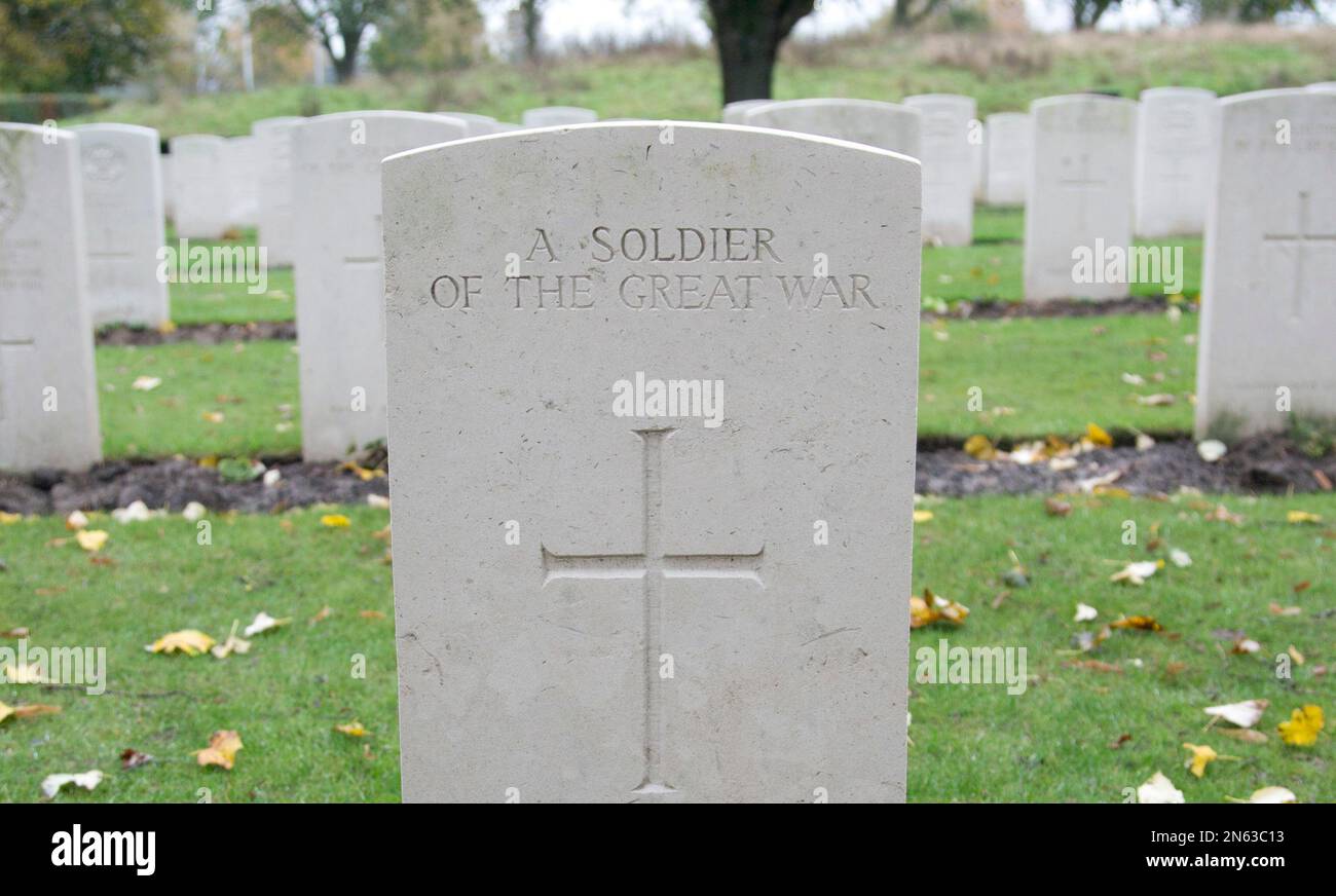 the-grave-of-an-unknown-world-war-one-soldier-at-essex-farm-cemetery-in