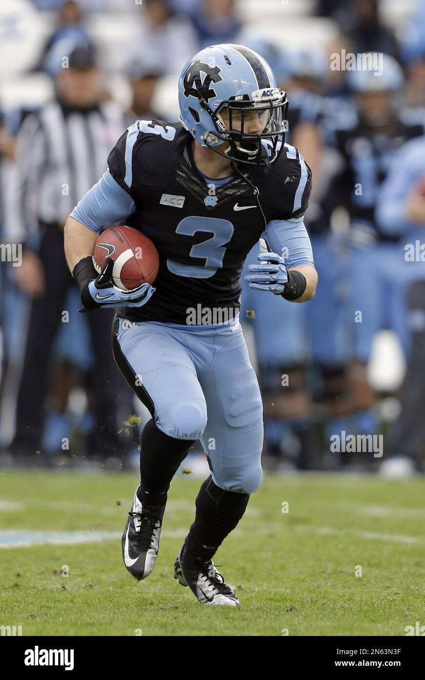 North Carolina's Ryan Switzer runs against Old Dominion during the
