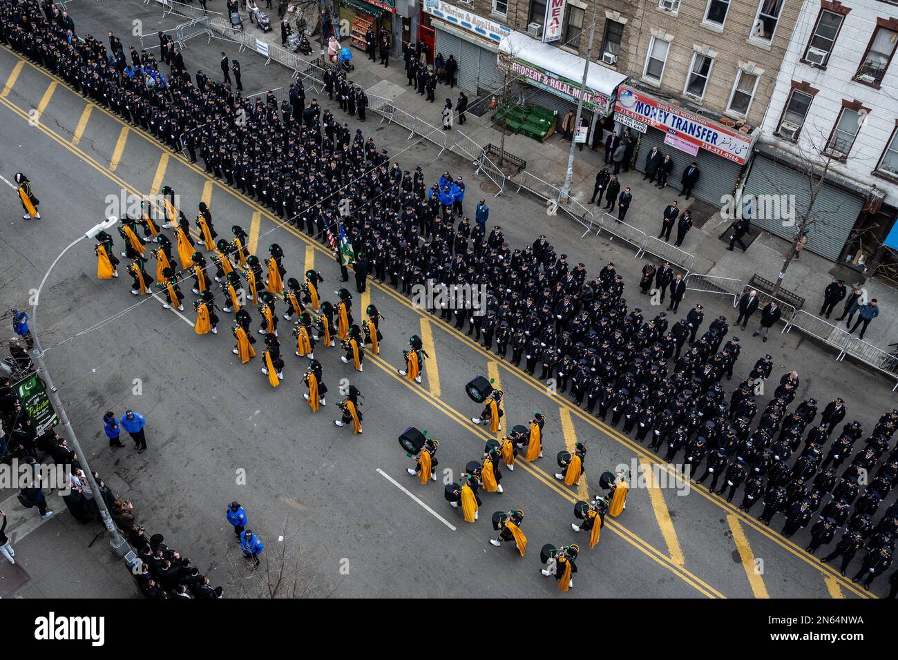 Nypd pipes and druma hires stock photography and images Alamy