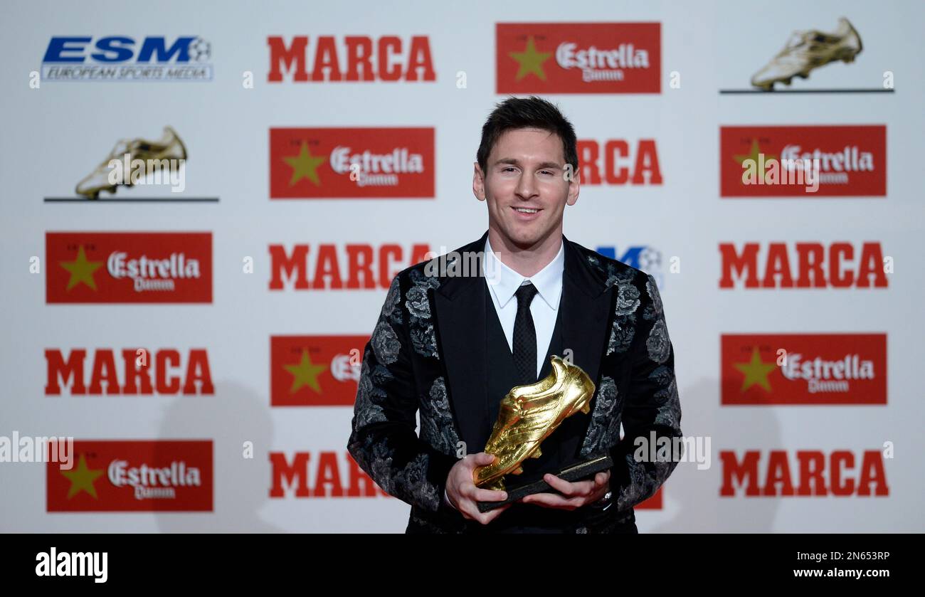 barcelona-s-lionel-messi-from-argentina-poses-for-the-media-after