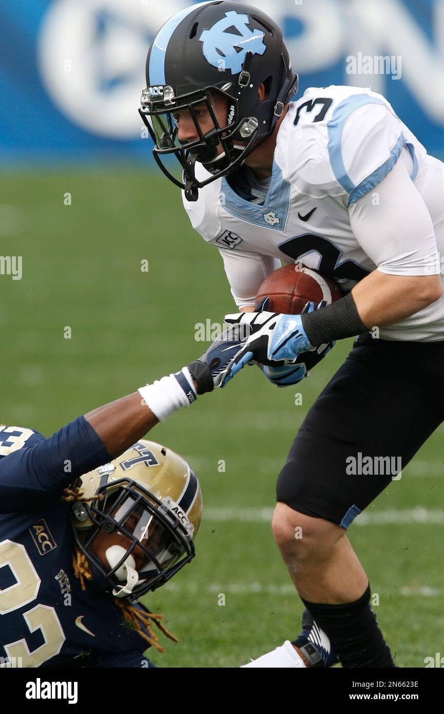 North Carolina wide receiver Ryan Switzer (3) in action in an NCAA football game between