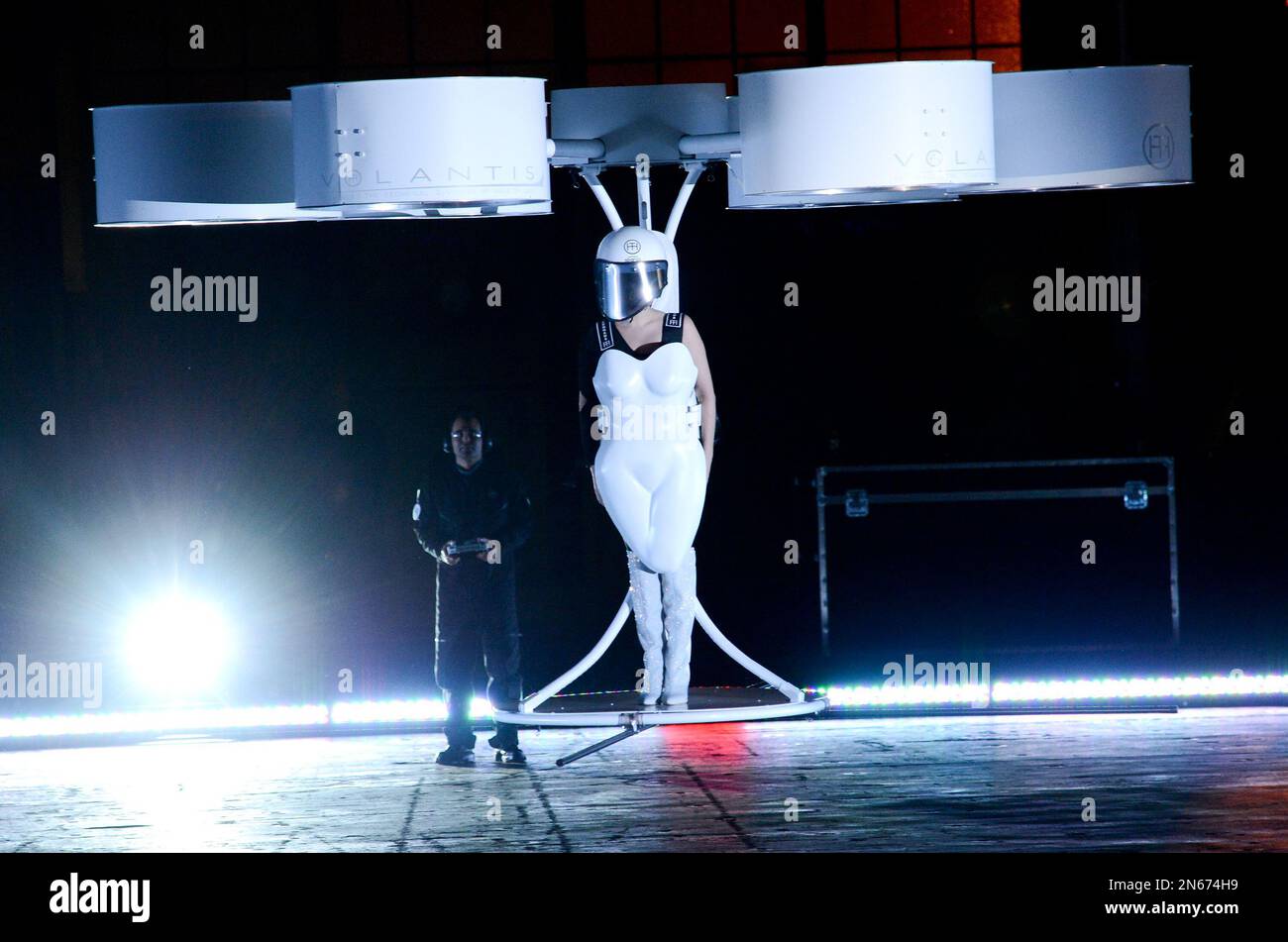 Lady Gaga demonstrates the Volantis transport prototype 
