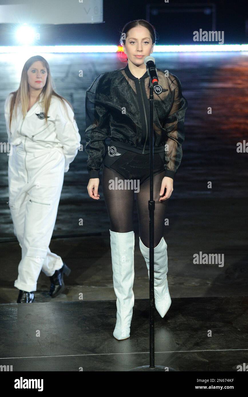 Lady Gaga demonstrates the Volantis transport prototype designed by ...