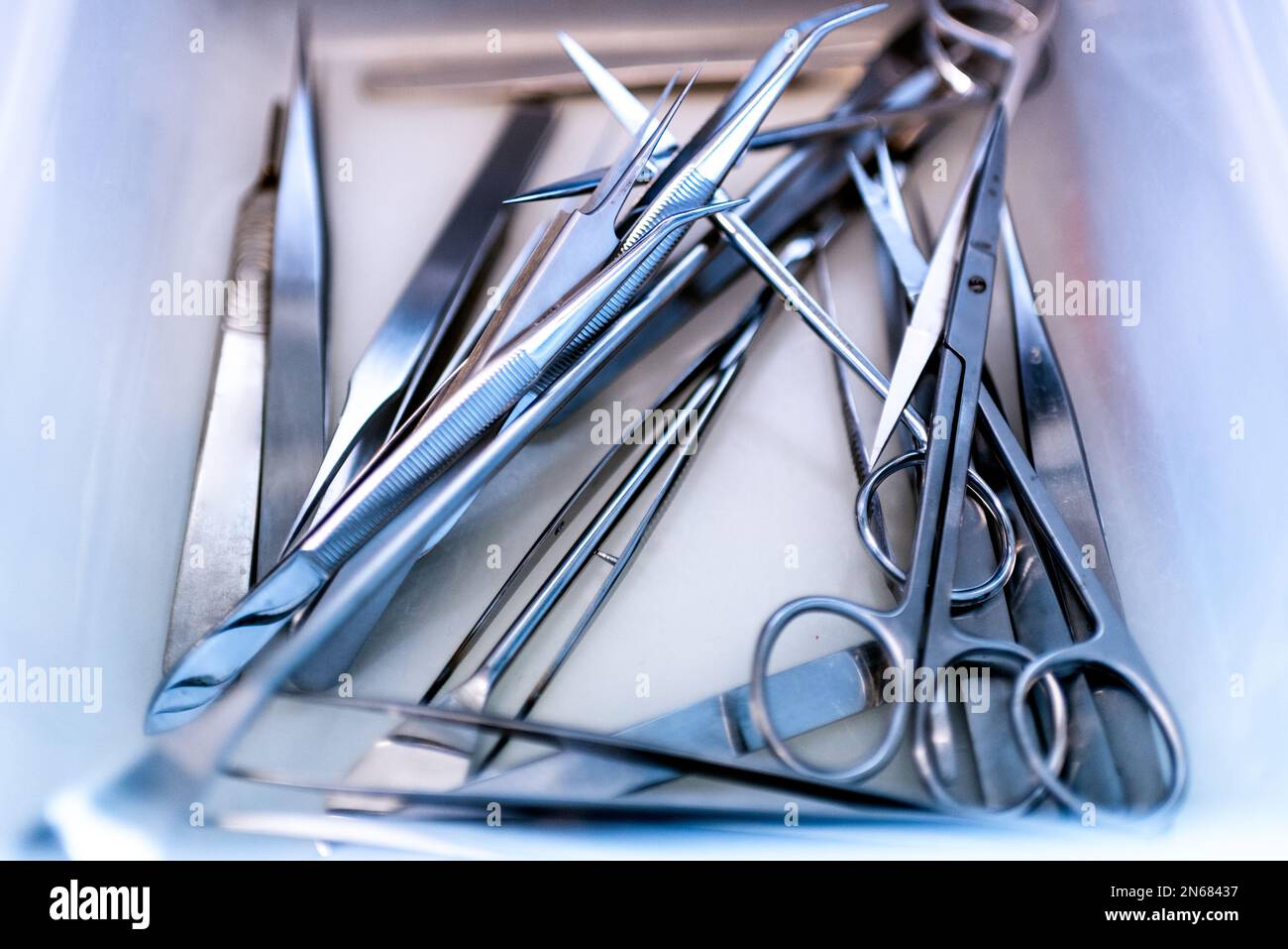 Laboratory tools hi-res stock photography and images - Alamy