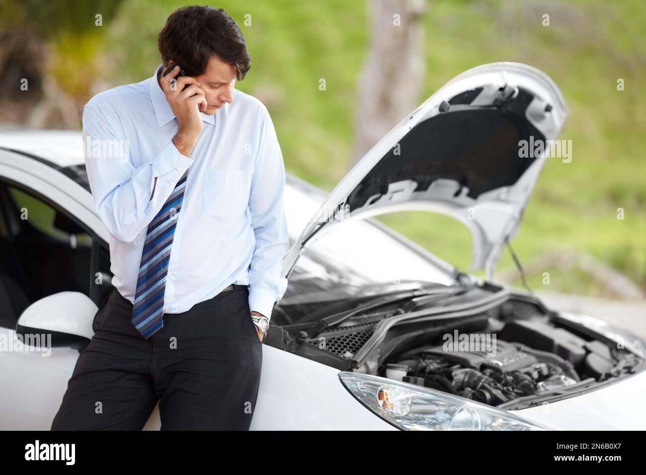 The engine just died on me. A man calling roadside assistance for help ...