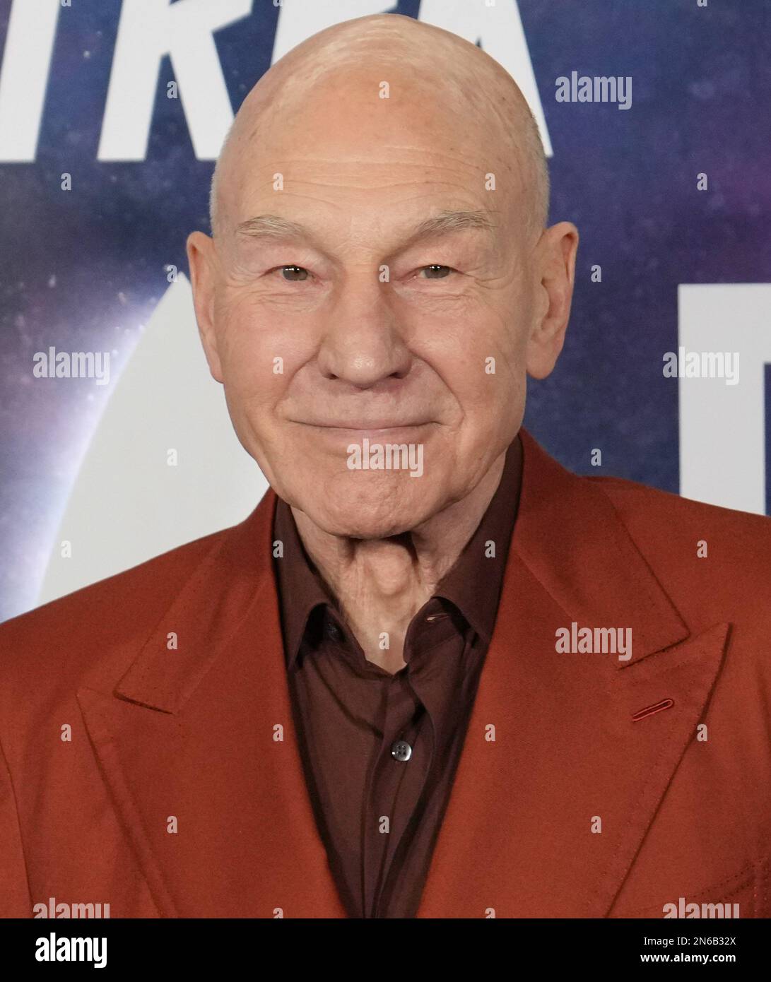 Hollywood, CA , February 9, 2023. Patrick Stewart arrives at the