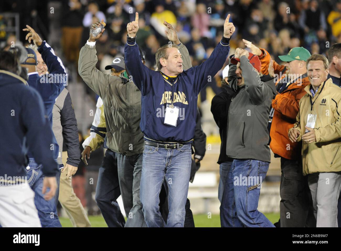 The 1988 Notre Dame national championship team is introduced prior to