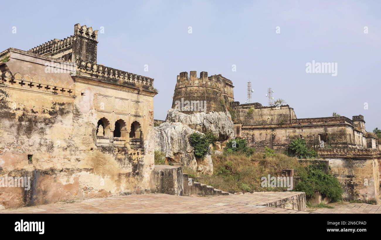 Ruined Walls of Baldevgarh Fort, Tikamgarh, Madhya Pardesh, India. Stock Photo