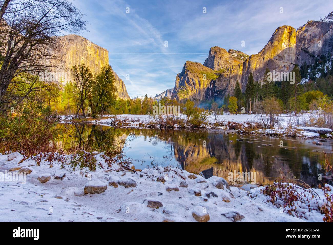 The Yosemite National Park during winter in California Stock Photo - Alamy