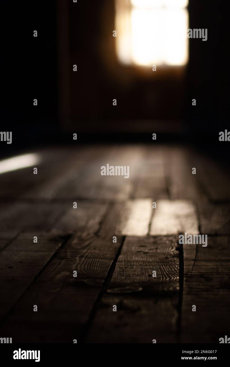 Sun light around window hi-res stock photography and images - Alamy