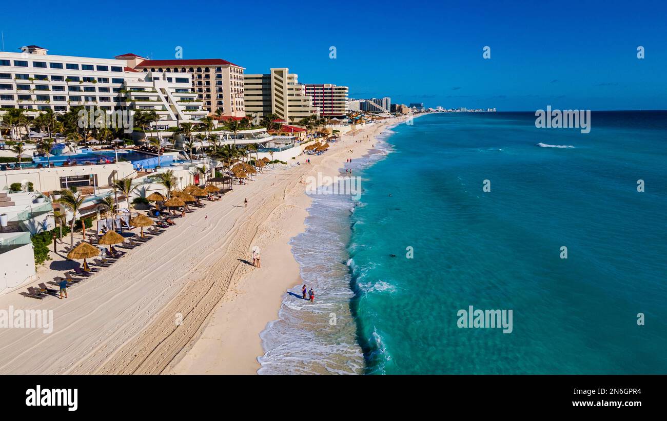 Aerial of the hotel zone with the turquoise waters of Cancun, Quintana Roo, Mexico Stock Photo