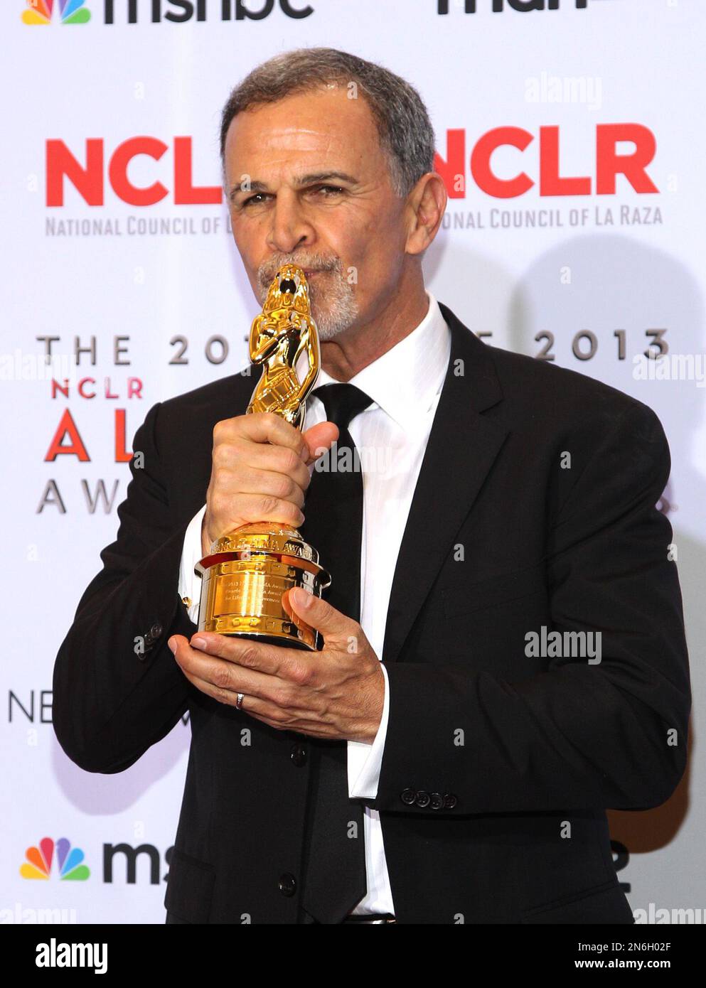 tony-plana-poses-with-the-ricardo-montalban-award-for-lifetime